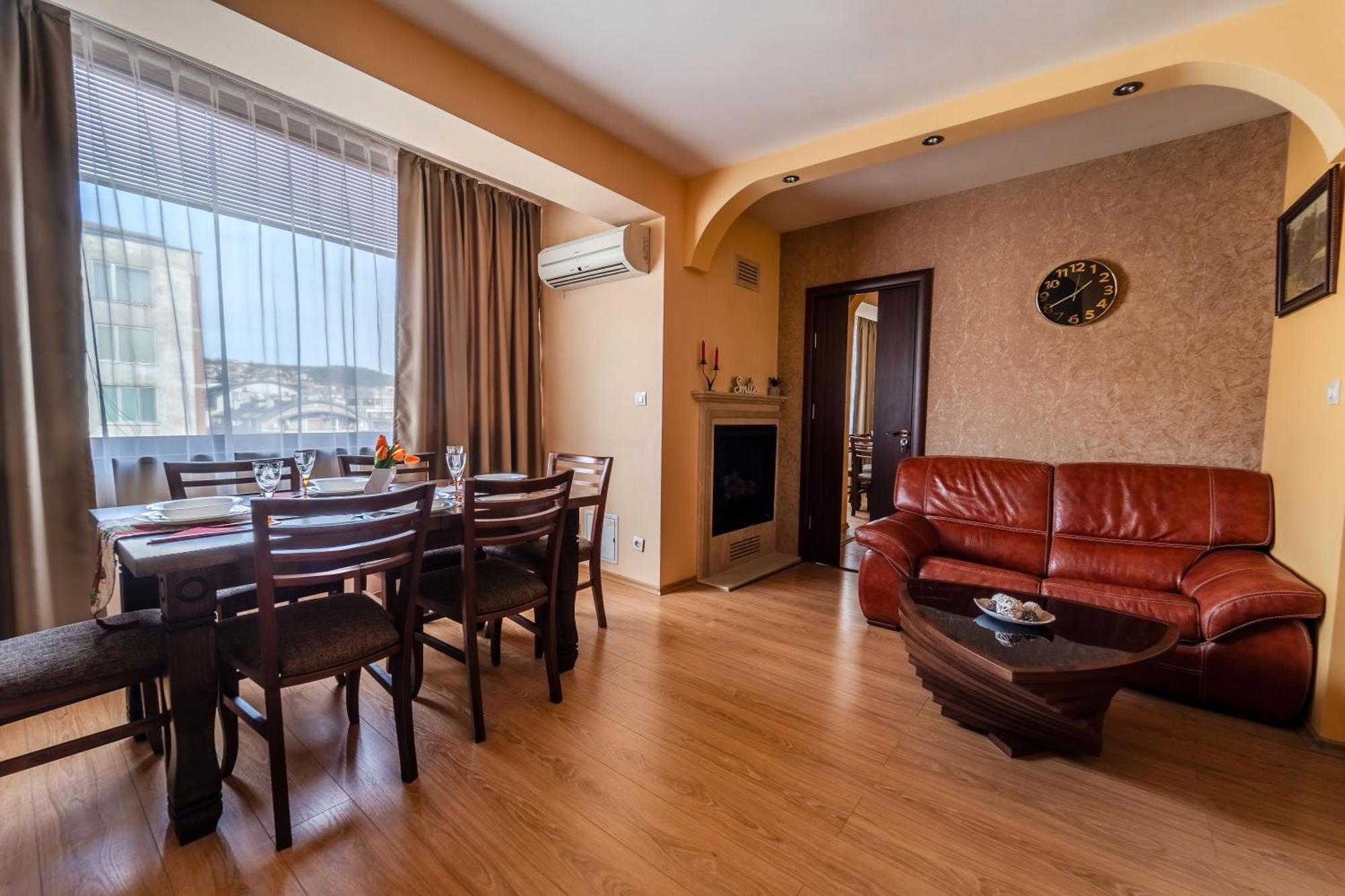 Апартамент Грация Veliko Tŭrnovo Exterior foto